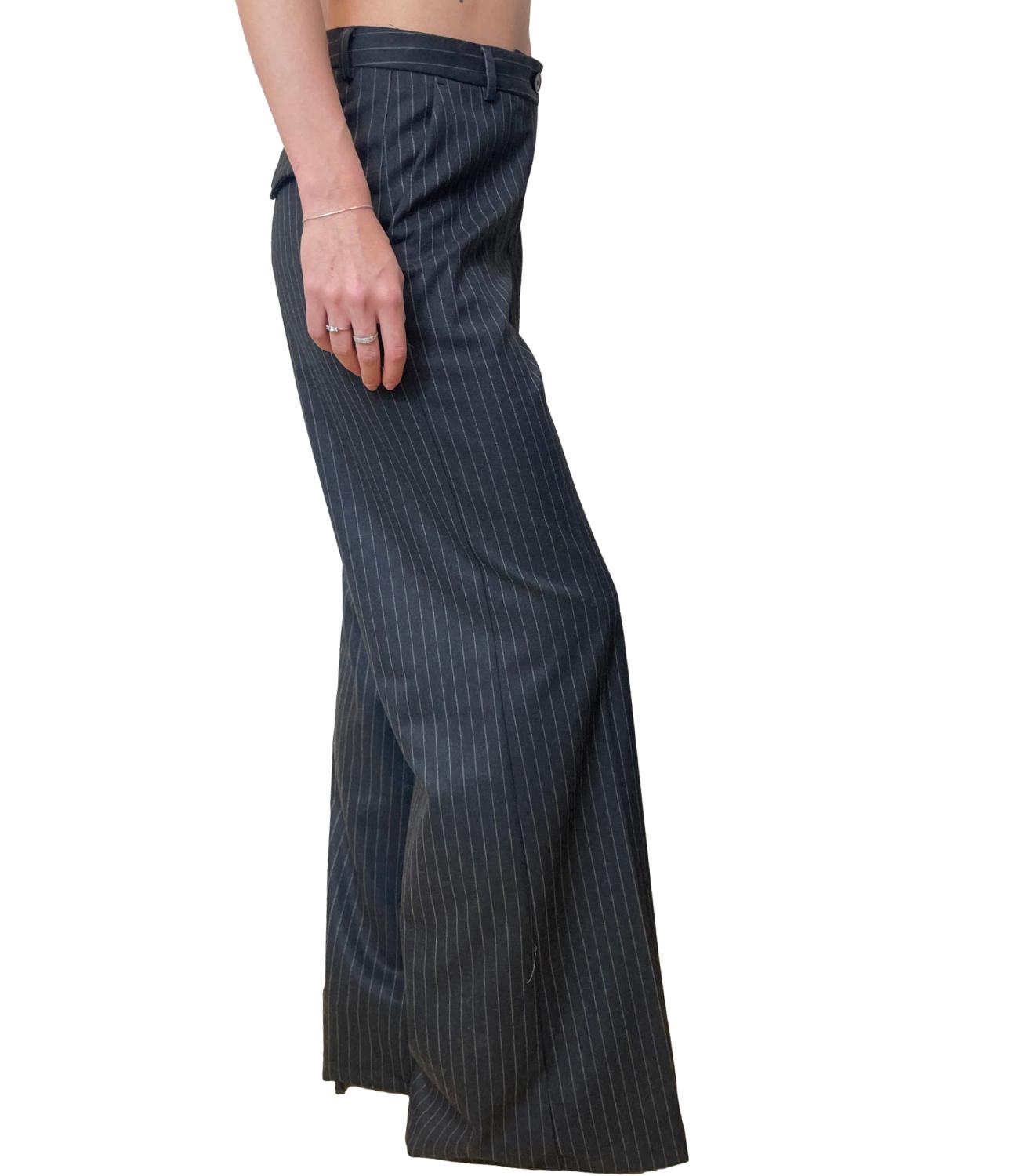 Motel Maglia Cut-out Nera Donna