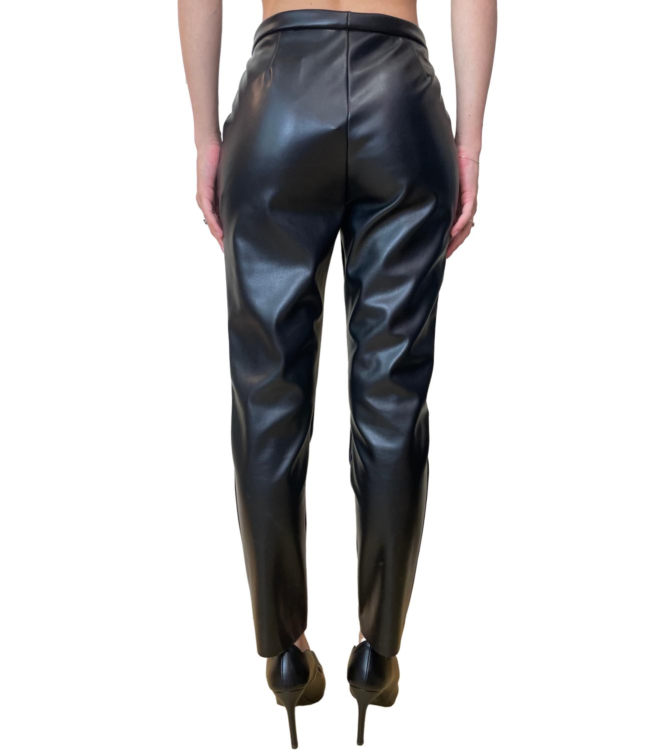 Motel Maglia Cut-out Nera Donna