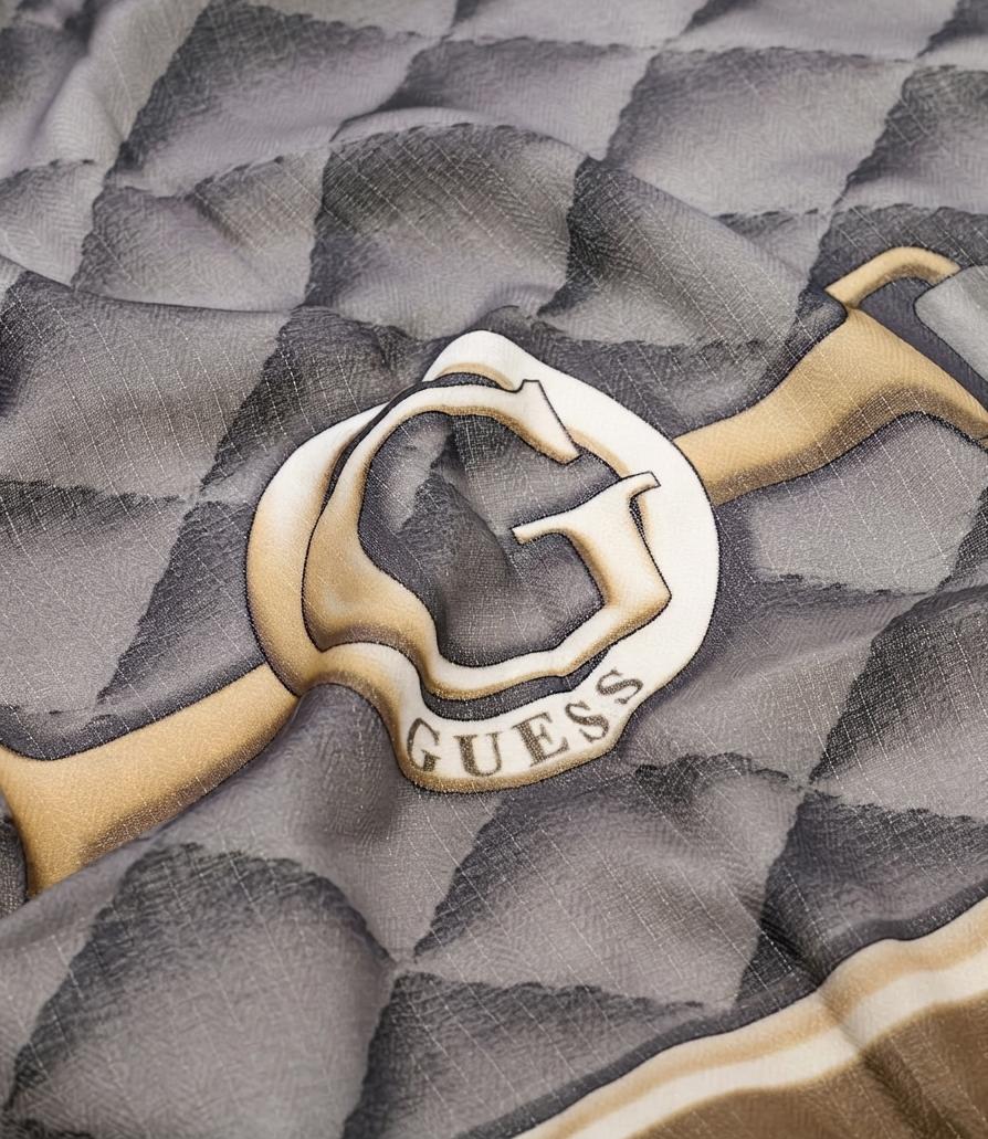 Guess Sciarpa/Foulard Black da Donna