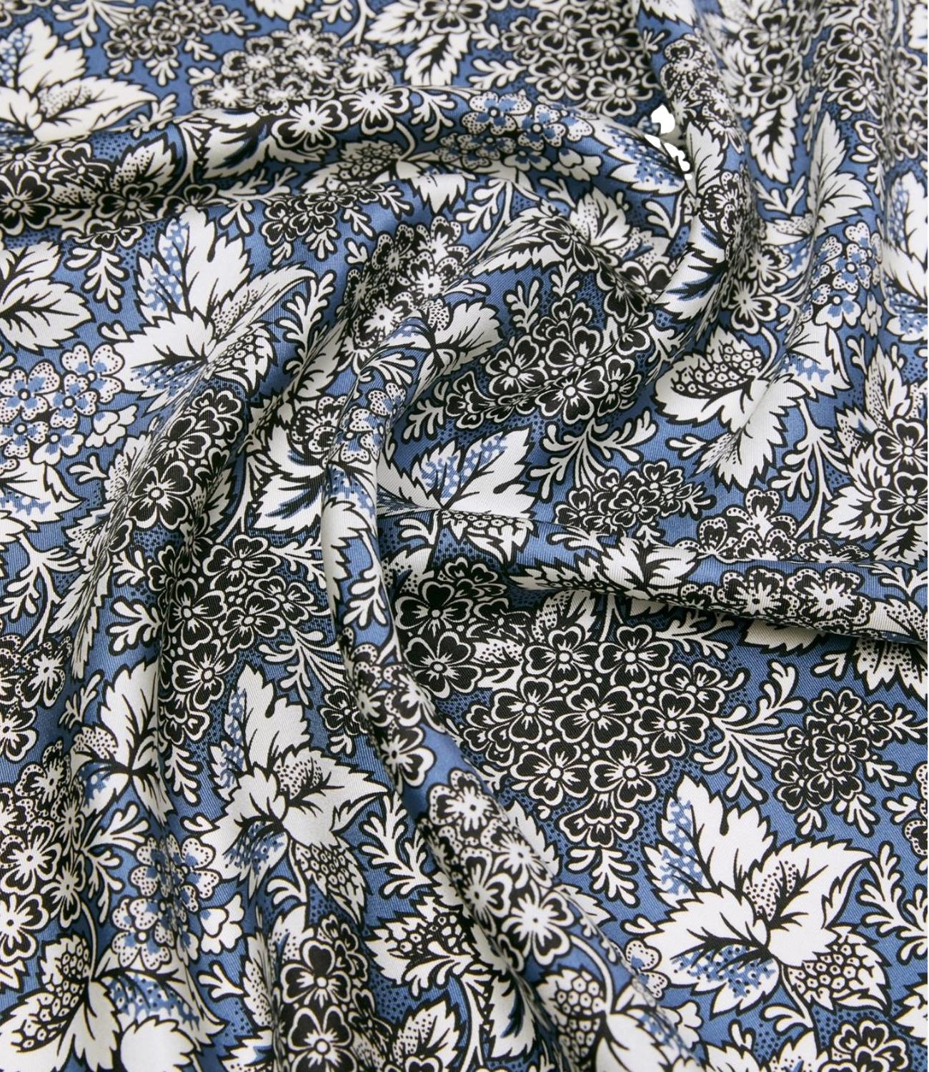Max Mara Weekend Stola Wkaonesto Blu Cina Donna
