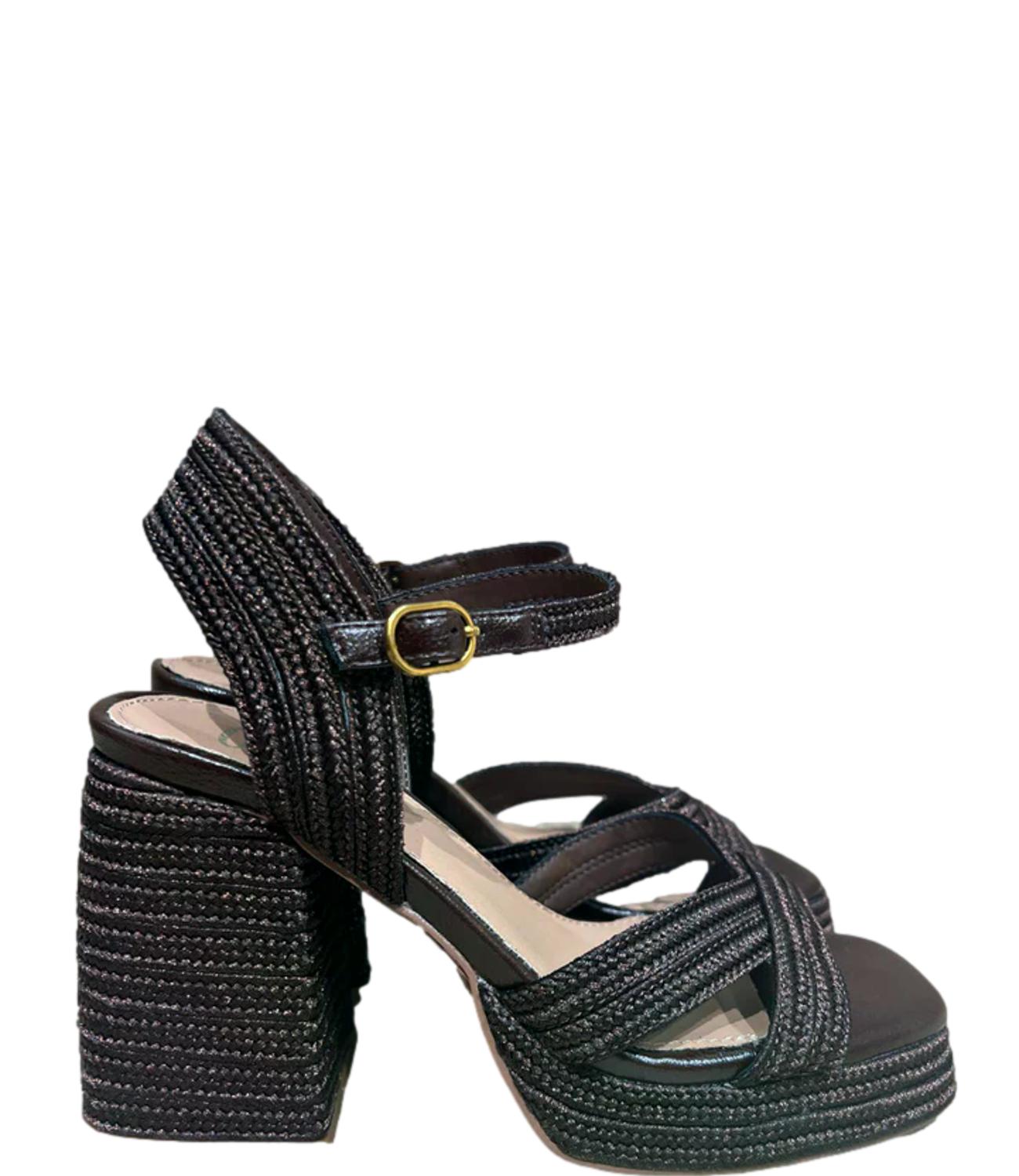 Ovye' Sandalo Brown da Donna